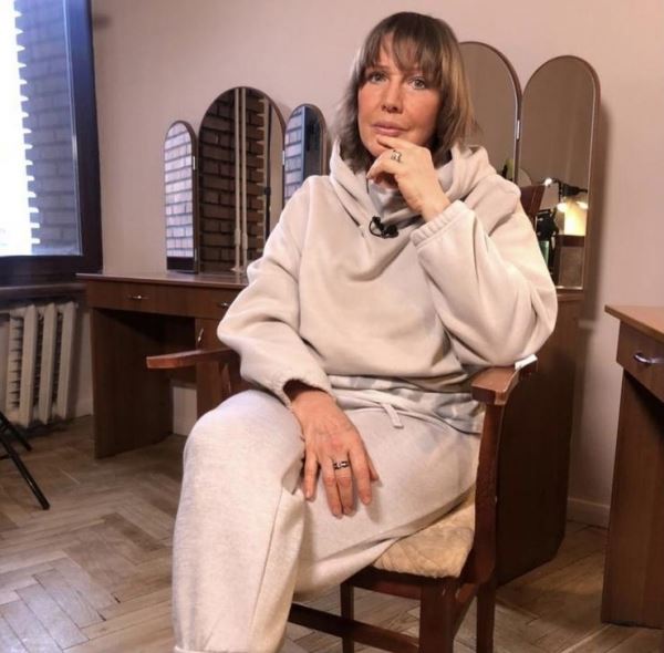 Молодой актер обвинил Елену Проклову в домогательствах